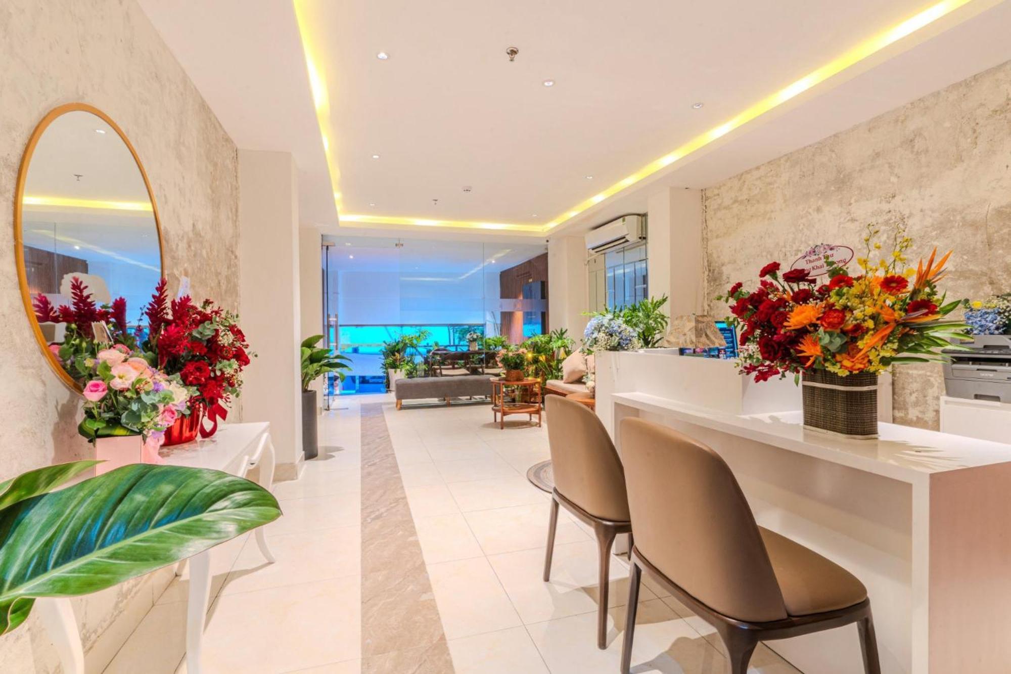 Park View Luxury Hotel Ho Chi Minh City Exterior photo
