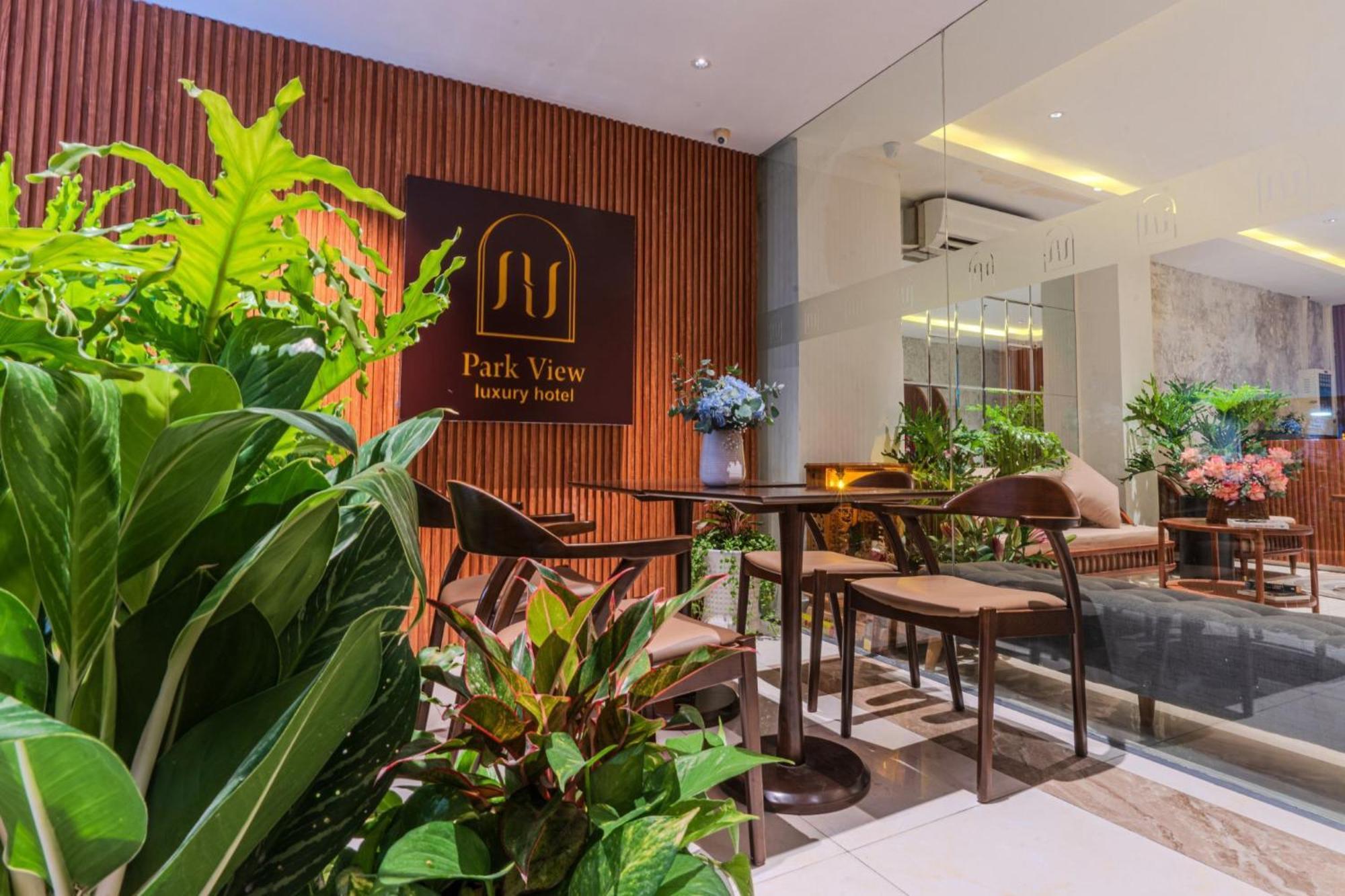 Park View Luxury Hotel Ho Chi Minh City Exterior photo