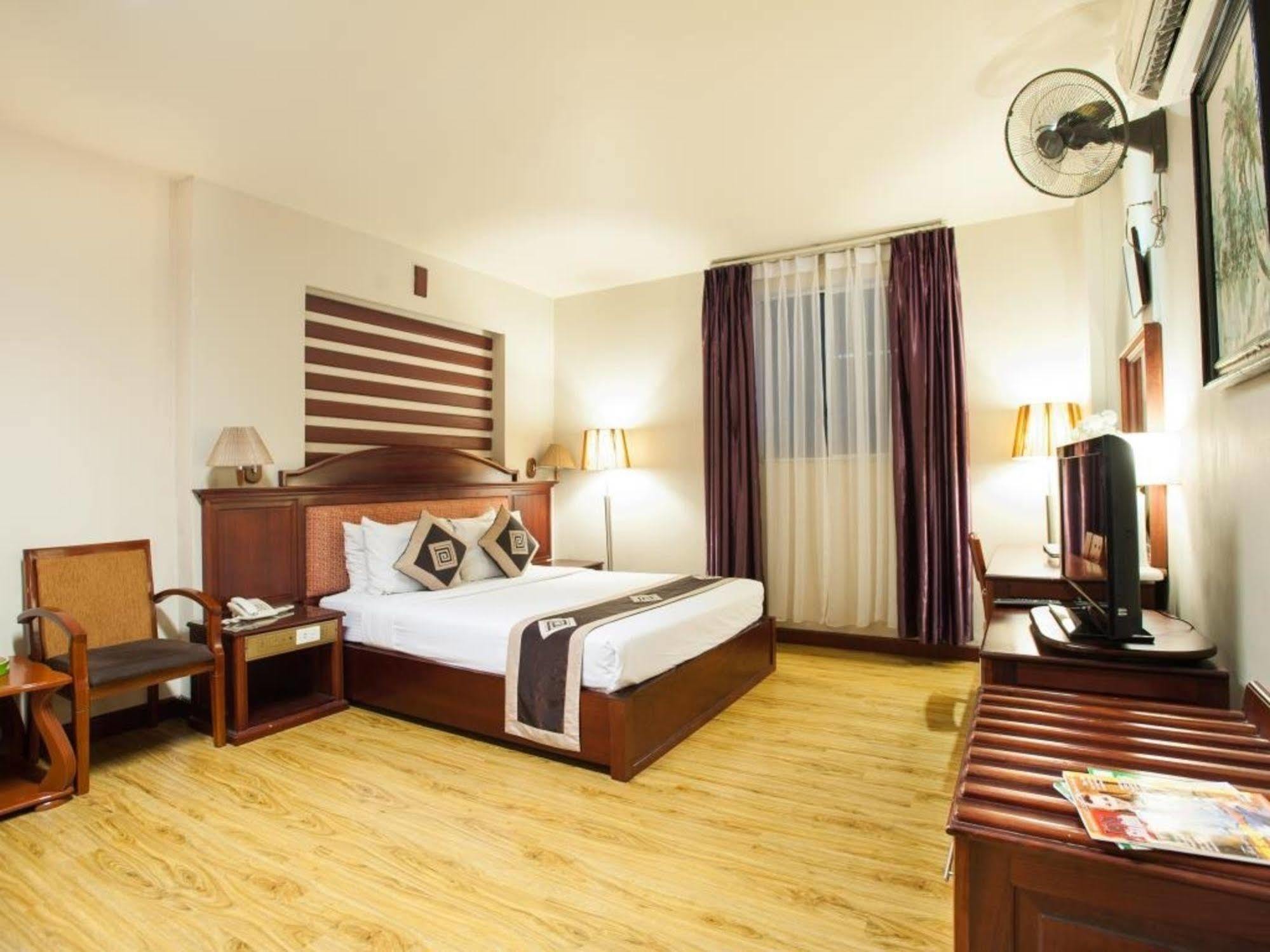 Park View Luxury Hotel Ho Chi Minh City Exterior photo